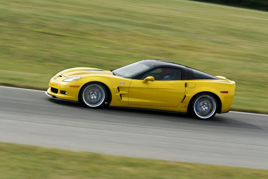  Chevrolet Corvette ZR1 2009 года  (фото 25 из 290)
